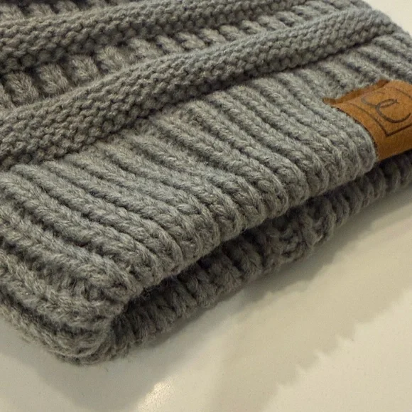 Black and Gray Knit Beanies with Faux Fur Pom - Picture 3 of 3